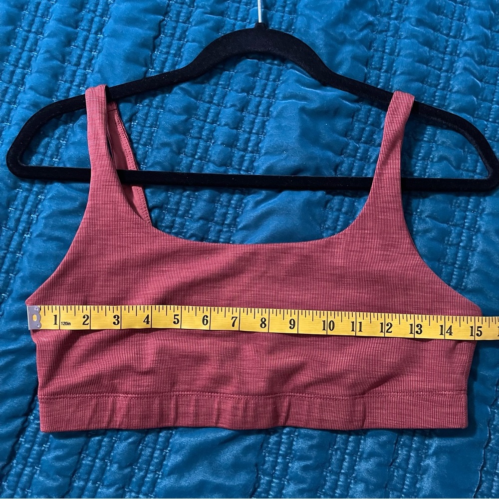 Vuori Women's Rust Red Seamless Leggings & Sports Bra Set - Picture 10 of 13
